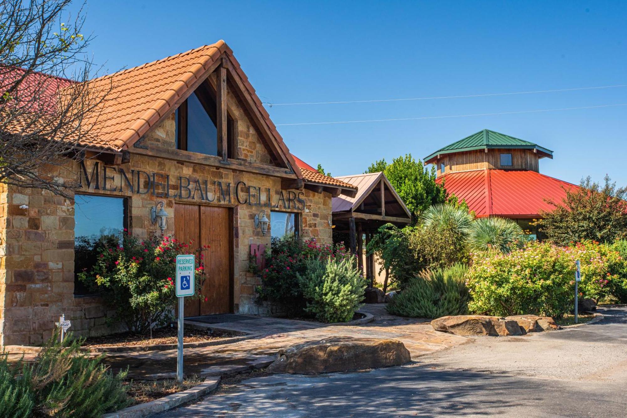 Pecan Cabin Фредериксберг Экстерьер фото